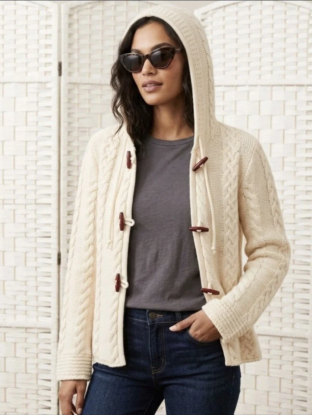 💙Banana Republic 100% Lambswool Hooded Cable Knit Sweater Cream 🤍LARGE